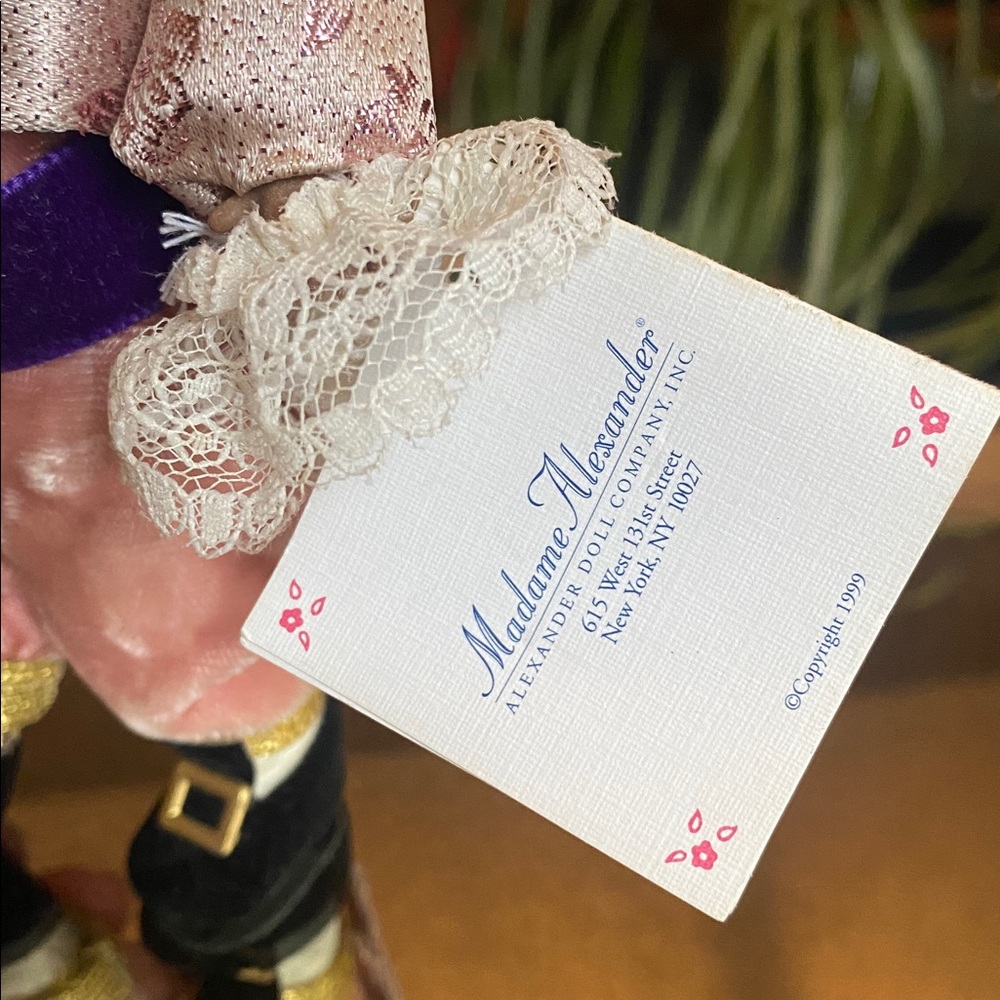 Madame Alexander Cinderella's Footmouse ๐ - Picture 6 of 7